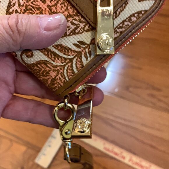 Spartina 449 wristlet wallet NWOT - Picture 8 of 8